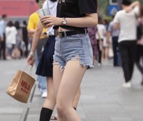 妇科健康关注，子宫内膜增厚的成因、症状与治疗