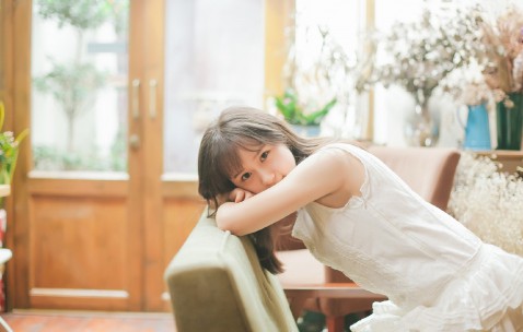 老年妇女子宫内膜增厚，是否需要治疗？